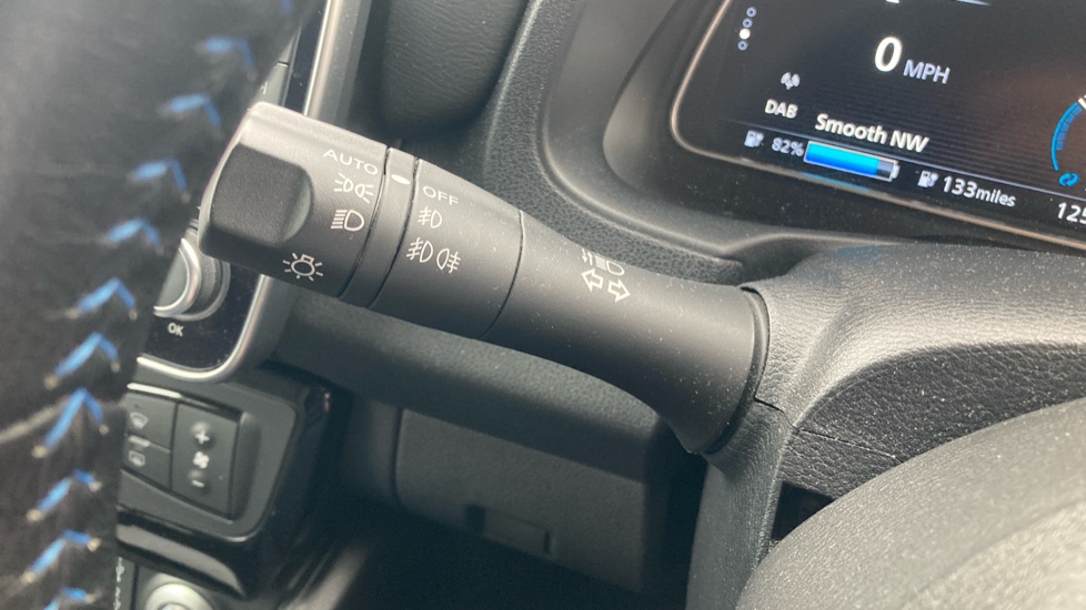 Nissan LEAF 110kW Tekna 39kWh 5dr Auto Electric Hatchback - Image 27