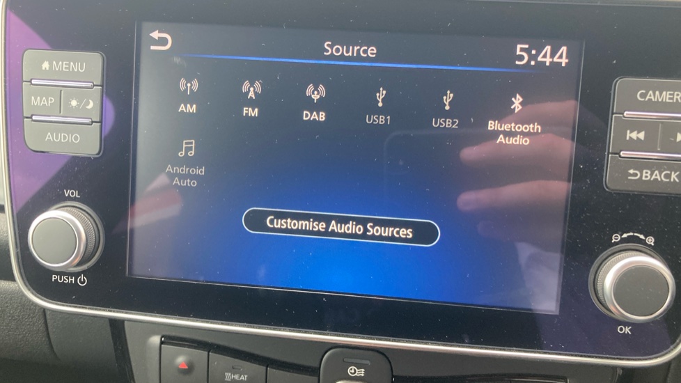 Nissan LEAF 110kW Tekna 39kWh 5dr Auto Electric Hatchback - Image 32