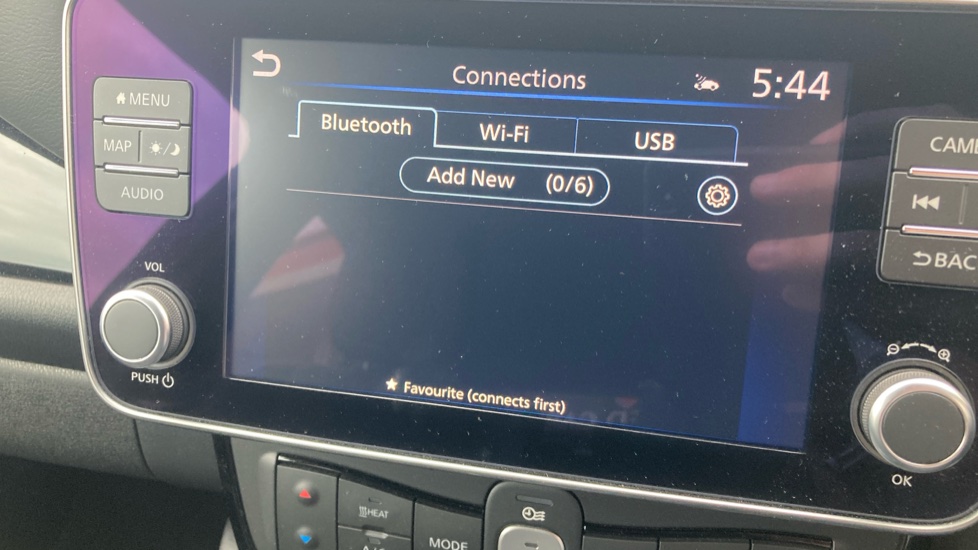 Nissan LEAF 110kW Tekna 39kWh 5dr Auto Electric Hatchback - Image 33