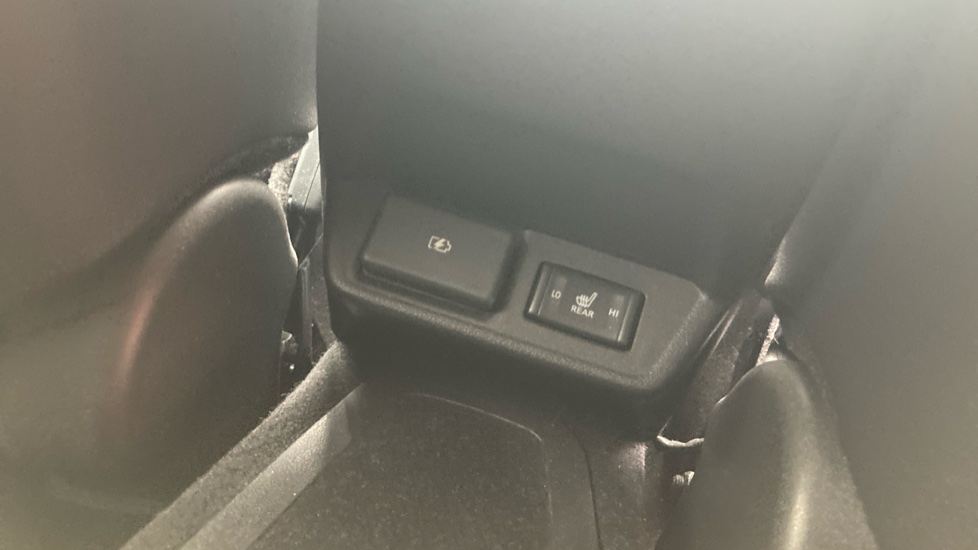 Nissan LEAF 110kW Tekna 39kWh 5dr Auto Electric Hatchback - Image 35