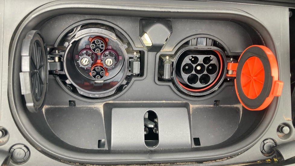 Nissan LEAF 110kW Tekna 39kWh 5dr Auto Electric Hatchback - Image 36