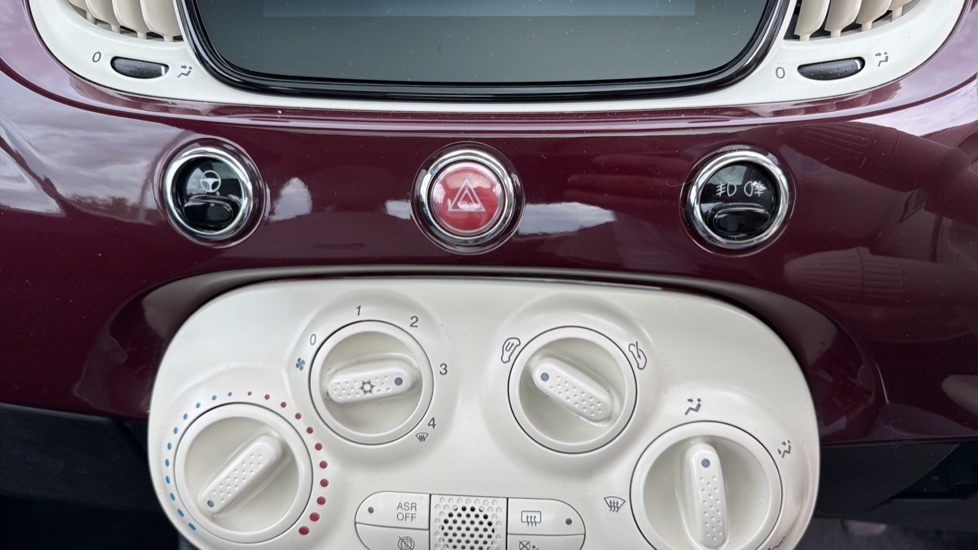 Fiat 500 1.0 Mild Hybrid Lounge 3dr Petrol Hatchback - Image 24