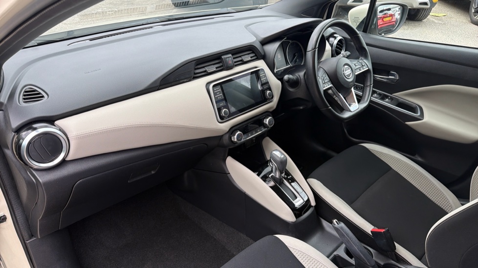 Nissan Micra 1.0 IG-T 92 Tekna 5dr CVT Petrol Hatchback - Image 9