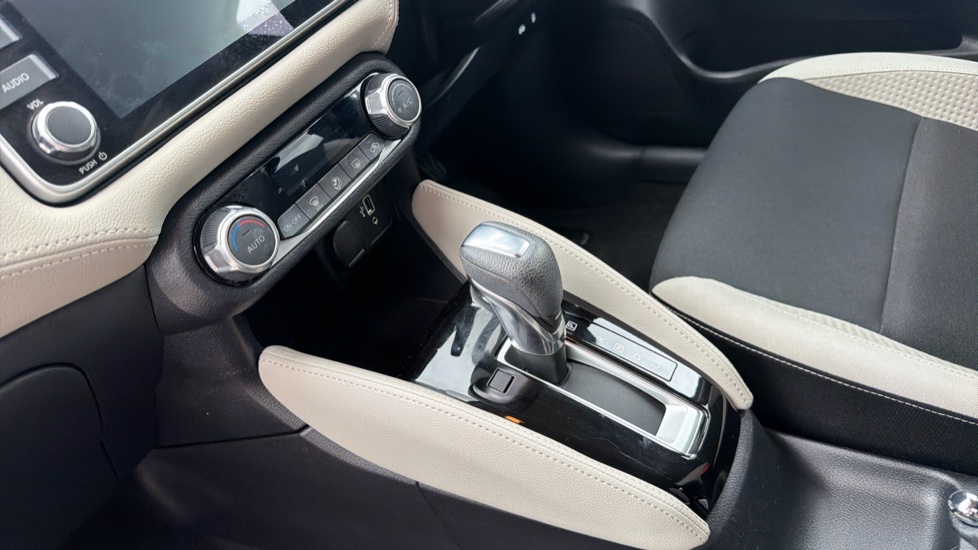 Nissan Micra 1.0 IG-T 92 Tekna 5dr CVT Petrol Hatchback - Image 13