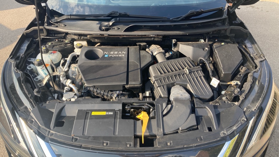 Nissan Qashqai 1.5 E-Power Tekna 5dr Auto Hybrid Hatchback - Image 8