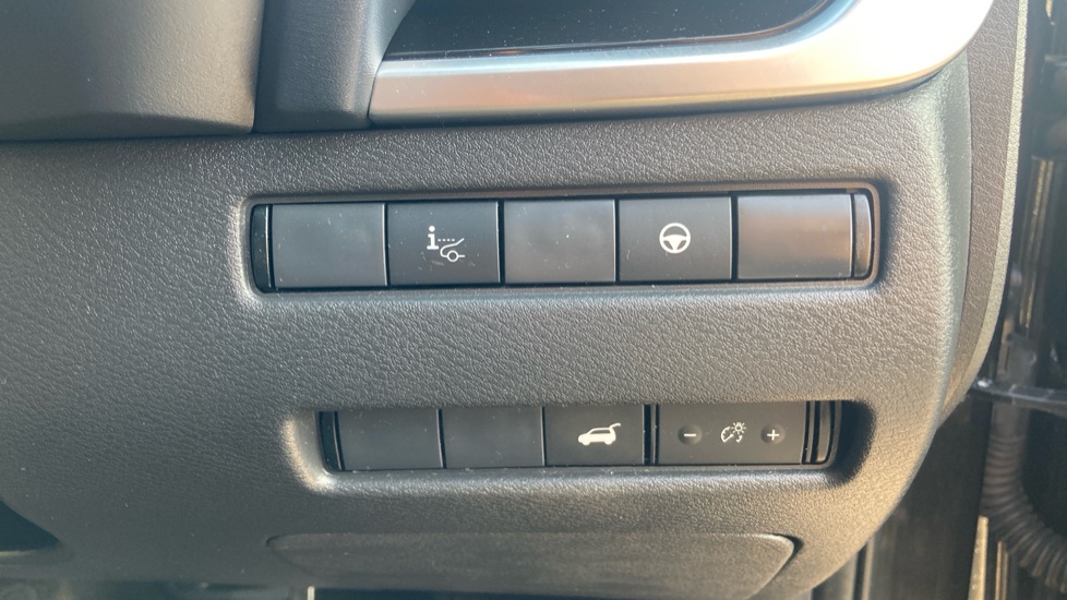 Nissan Qashqai 1.5 E-Power Tekna 5dr Auto Hybrid Hatchback - Image 27