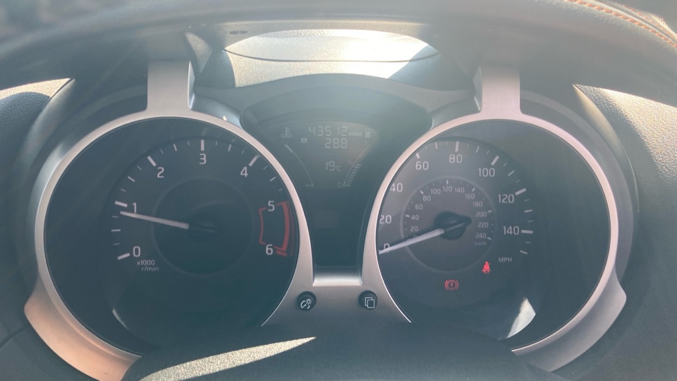 Nissan Juke 1.5 dCi Bose Personal Edition 5dr Diesel Hatchback - Image 18