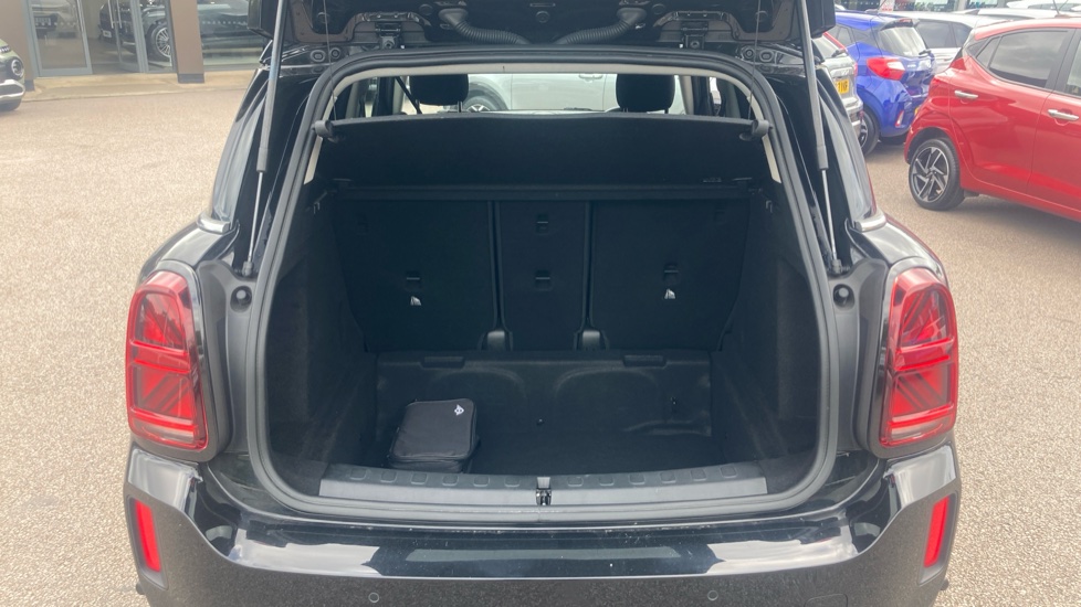 MINI Countryman 2.0 Cooper S Classic 5dr Petrol Hatchback - Image 4
