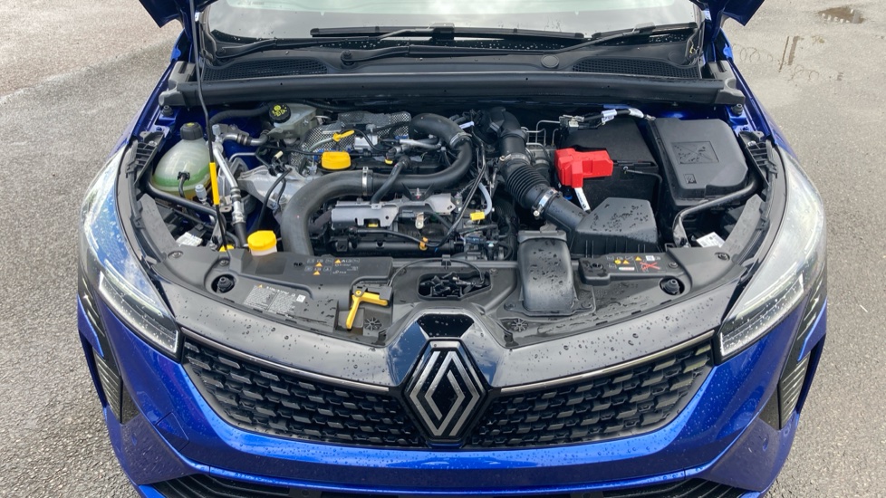 Renault Clio 1.0 TCe 90 Techno 5dr Petrol Hatchback - Image 8