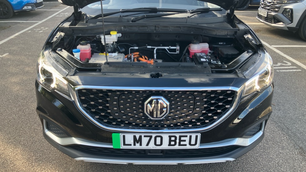 MG ZS 105kW Exclusive EV 45kWh 5dr Auto Electric Hatchback - Image 8