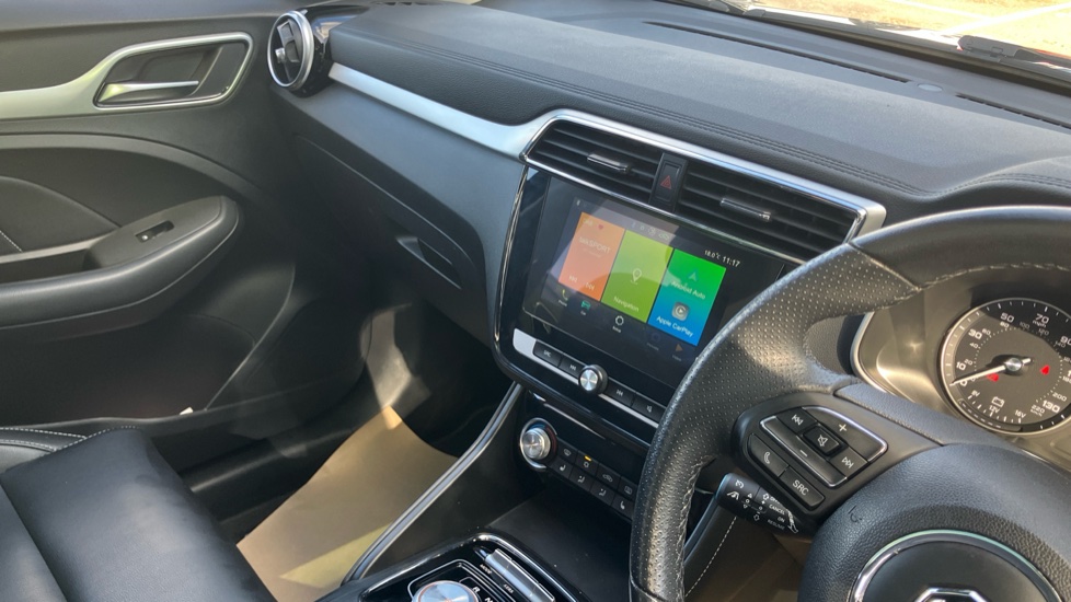 MG ZS 105kW Exclusive EV 45kWh 5dr Auto Electric Hatchback - Image 14