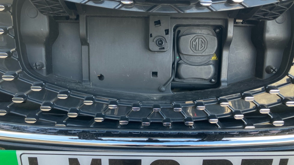 MG ZS 105kW Exclusive EV 45kWh 5dr Auto Electric Hatchback - Image 38