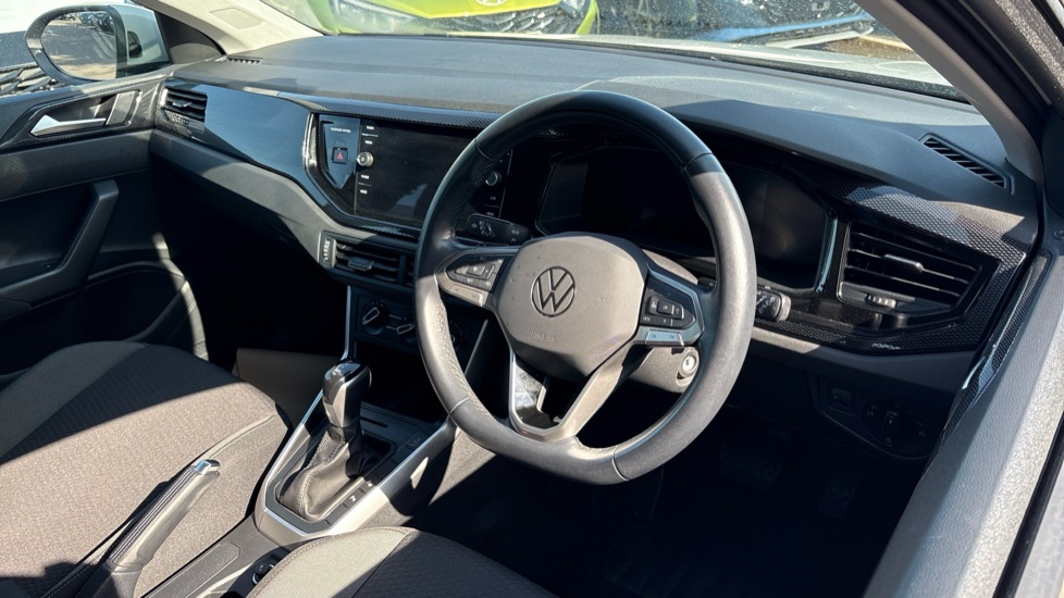 Volkswagen Taigo 1.0 TSI 110 Life 5dr DSG Petrol Hatchback - Image 11
