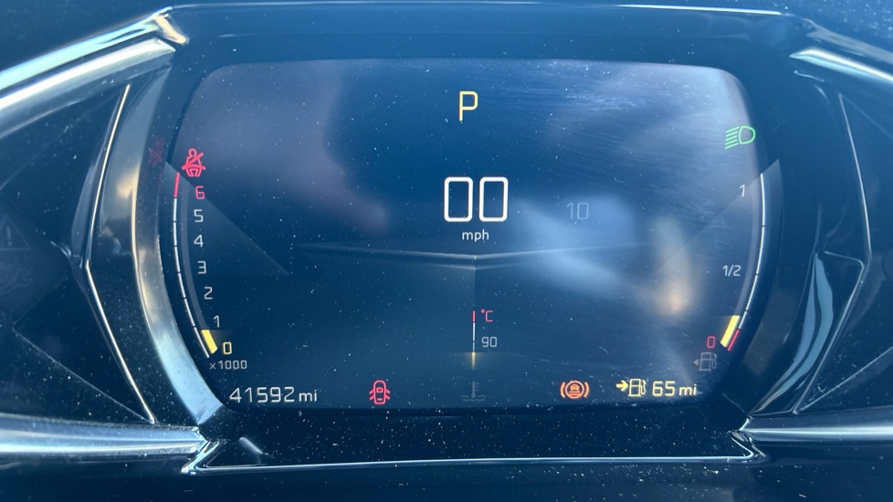 DS 3 Crossback 1.2 PureTech 155 Ultra Prestige 5dr EAT8 Petrol - Image 18
