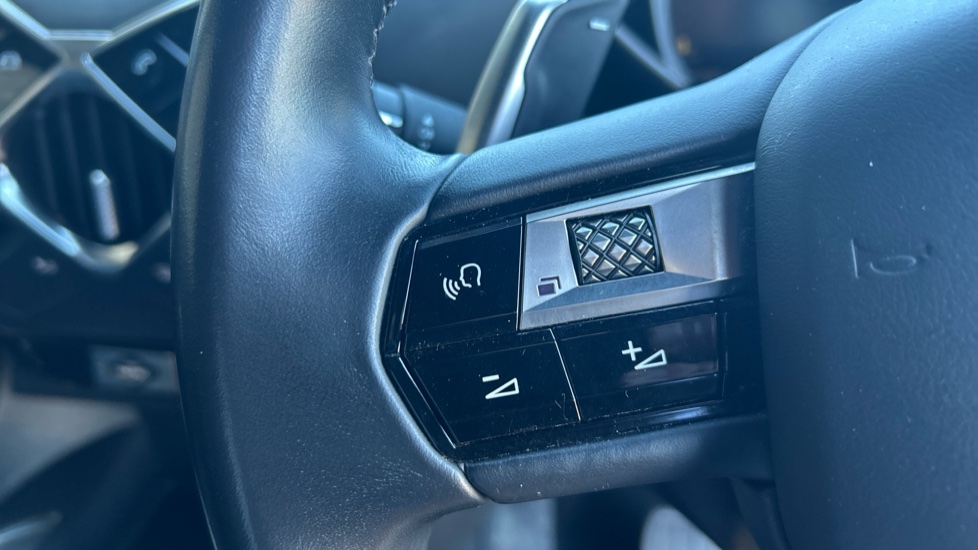DS 3 Crossback 1.2 PureTech 155 Ultra Prestige 5dr EAT8 Petrol - Image 37