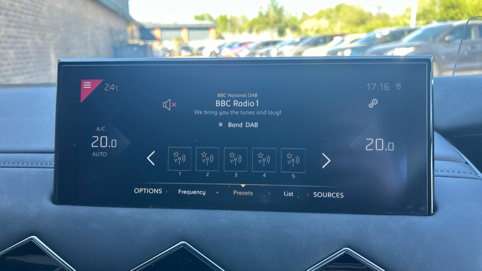 DS 3 Crossback 1.2 PureTech 155 Ultra Prestige 5dr EAT8 Petrol - Image 42