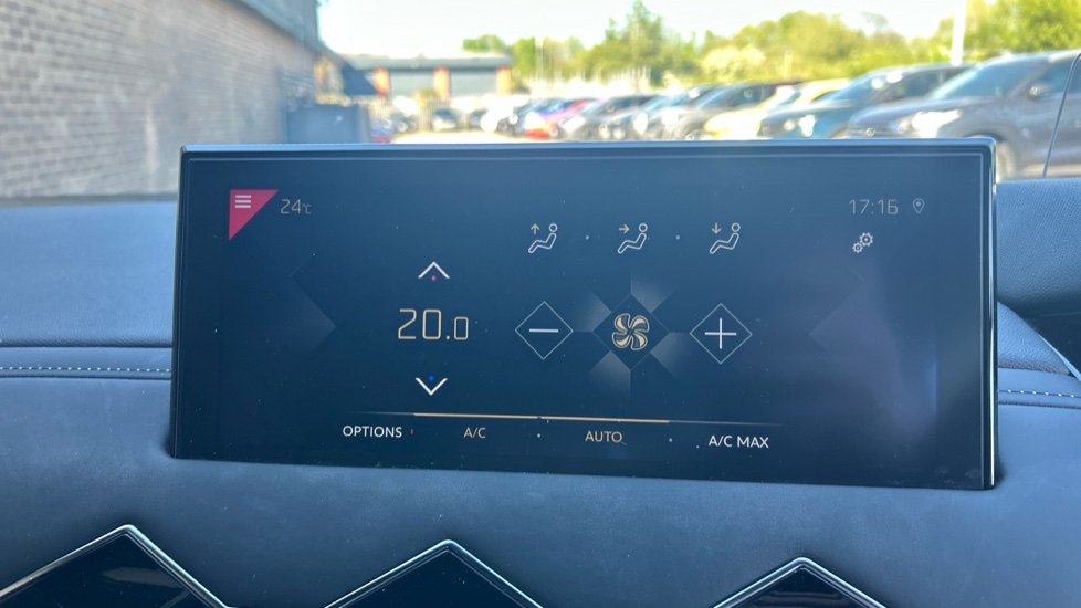DS 3 Crossback 1.2 PureTech 155 Ultra Prestige 5dr EAT8 Petrol - Image 43