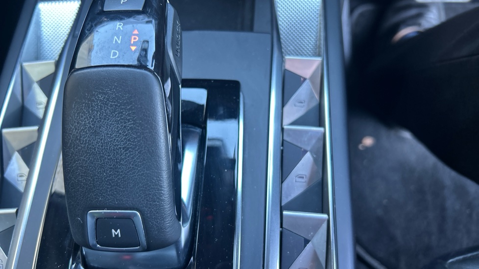 DS 3 Crossback 1.2 PureTech 155 Ultra Prestige 5dr EAT8 Petrol - Image 51
