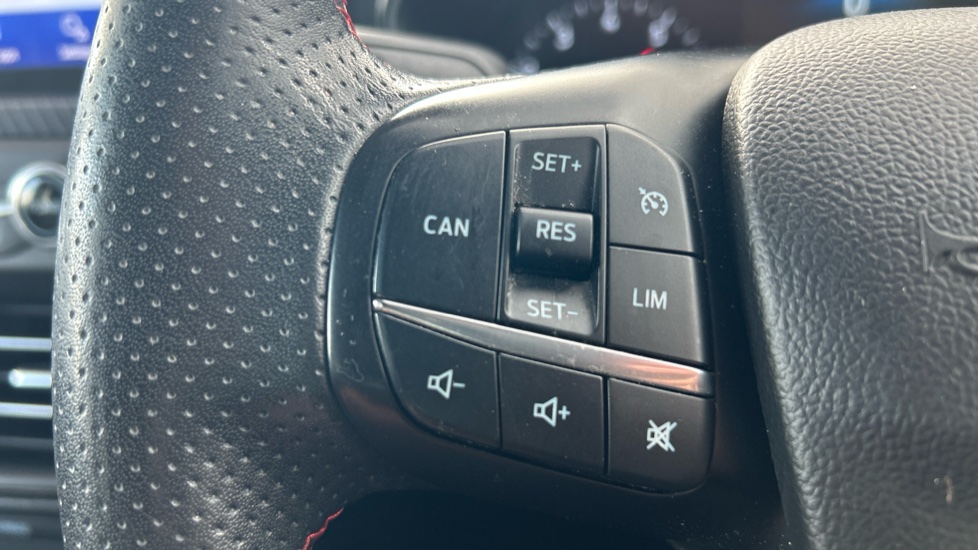 Ford Focus 1.0 EcoBoost 125 ST-Line X 5dr Petrol Hatchback - Image 26