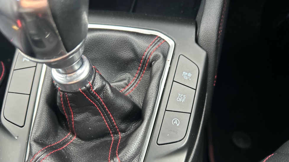 Ford Focus 1.0 EcoBoost 125 ST-Line X 5dr Petrol Hatchback - Image 30
