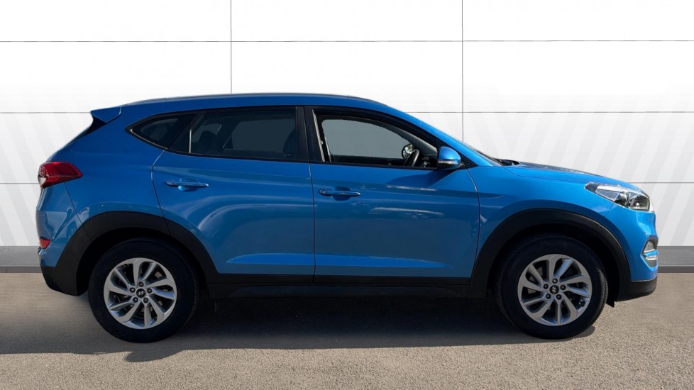Hyundai TUCSON 1.6 GDi Blue Drive SE 5dr 2WD Petrol Estate - Image 5