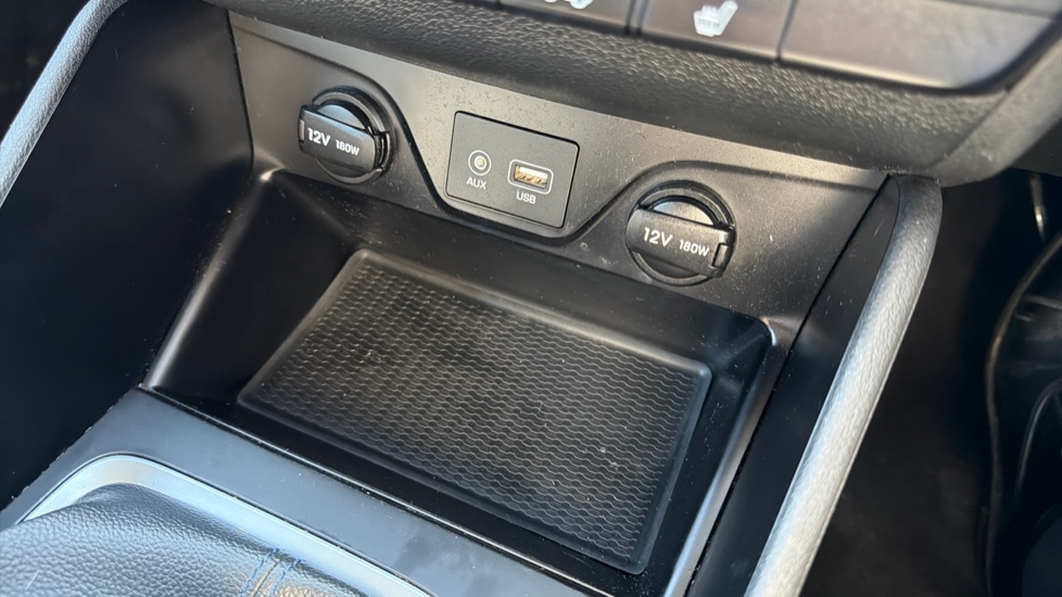 Hyundai TUCSON 1.6 GDi Blue Drive SE 5dr 2WD Petrol Estate - Image 29