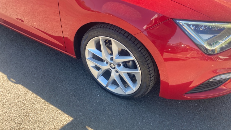SEAT Leon 1.4 TSI 125 FR Technology 5dr Petrol Hatchback - Image 37