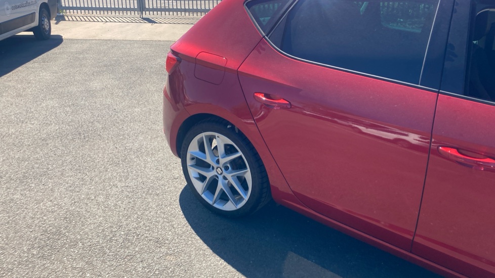 SEAT Leon 1.4 TSI 125 FR Technology 5dr Petrol Hatchback - Image 39