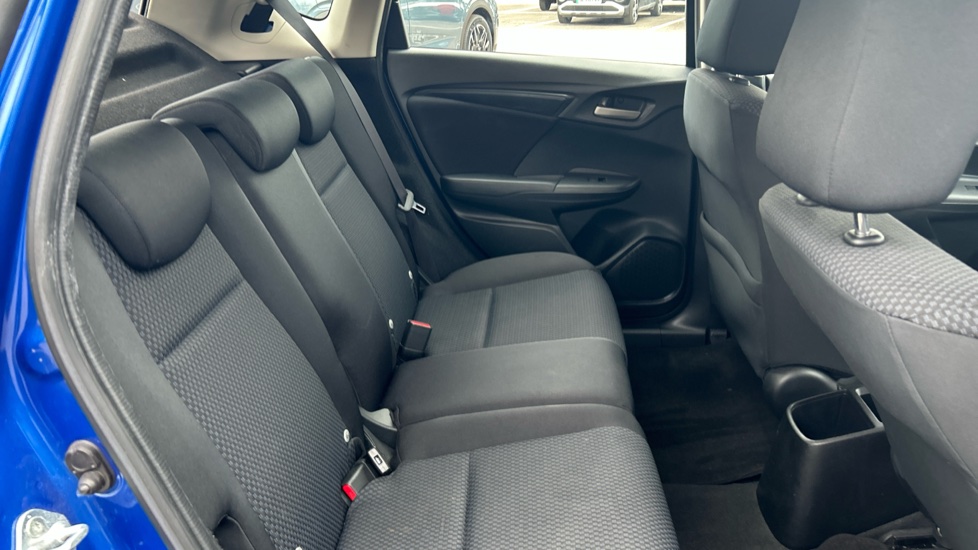 Honda Jazz 1.3 i-VTEC S 5dr Petrol Hatchback - Image 16
