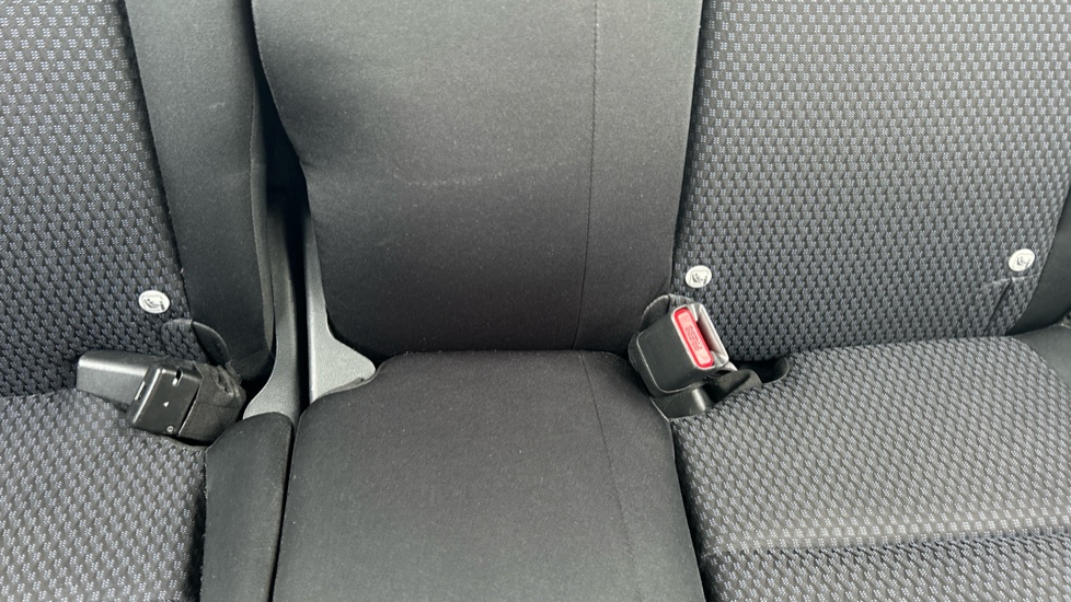 Honda Jazz 1.3 i-VTEC S 5dr Petrol Hatchback - Image 17