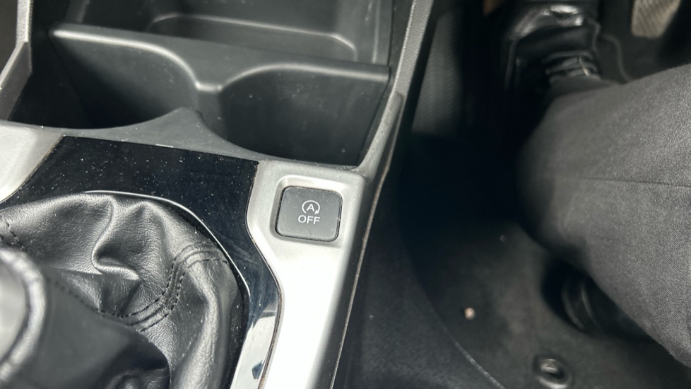 Honda Jazz 1.3 i-VTEC S 5dr Petrol Hatchback - Image 33