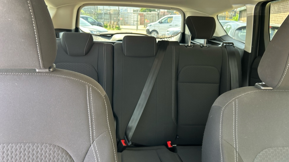 Ford Kuga 1.5 EcoBoost 176 Zetec 5dr Auto Petrol Estate - Image 15