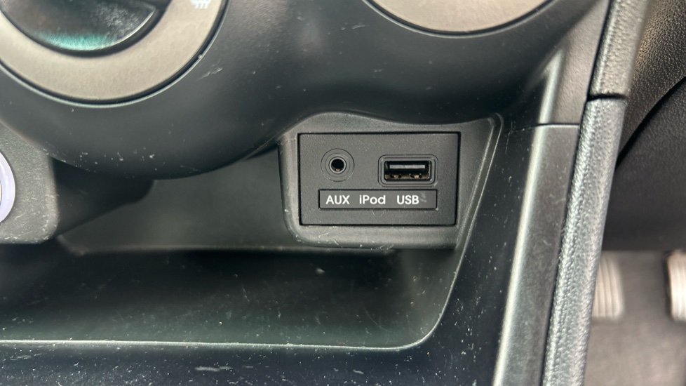 Hyundai i10 1.2 Classic 5dr Petrol Hatchback - Image 26