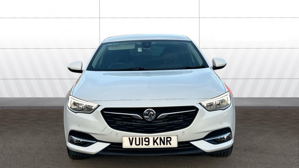 Vauxhall Insignia 1.5T SRi 5dr Petrol Hatchback - Image 3