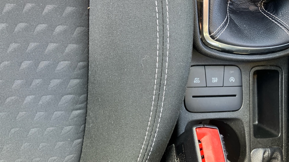 Ford Fiesta 1.0 EcoBoost Zetec 5dr Petrol Hatchback - Image 26