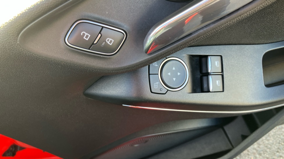 Ford Fiesta 1.0 EcoBoost Zetec 5dr Petrol Hatchback - Image 29