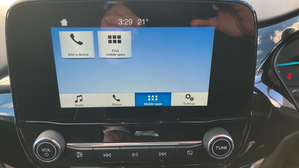 Ford Fiesta 1.0 EcoBoost Zetec 5dr Petrol Hatchback - Image 34