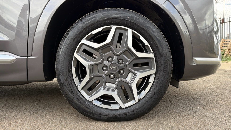 Hyundai SANTA FE 1.6 TGDi Plug-in Hybrid Ultimate 5dr 4WD Auto Estate - Image 7