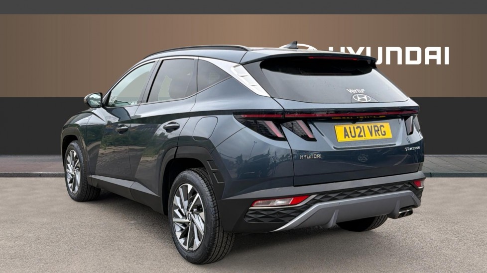 Hyundai TUCSON 1.6 TGDi 48V MHD Premium 5dr 2WD DCT Petrol Estate - Image 2