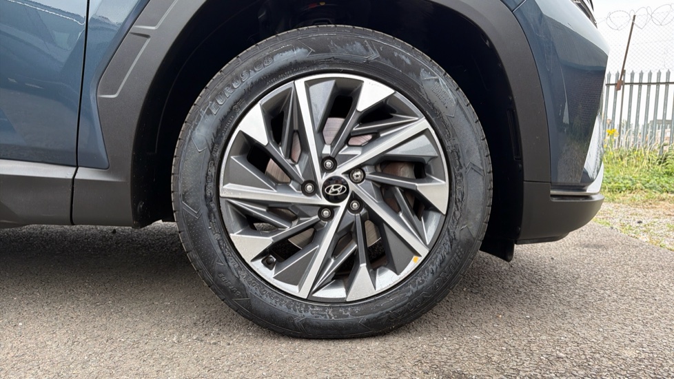 Hyundai TUCSON 1.6 TGDi 48V MHD Premium 5dr 2WD DCT Petrol Estate - Image 7