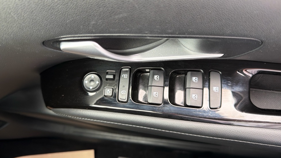 Hyundai TUCSON 1.6 TGDi 48V MHD Premium 5dr 2WD DCT Petrol Estate - Image 27