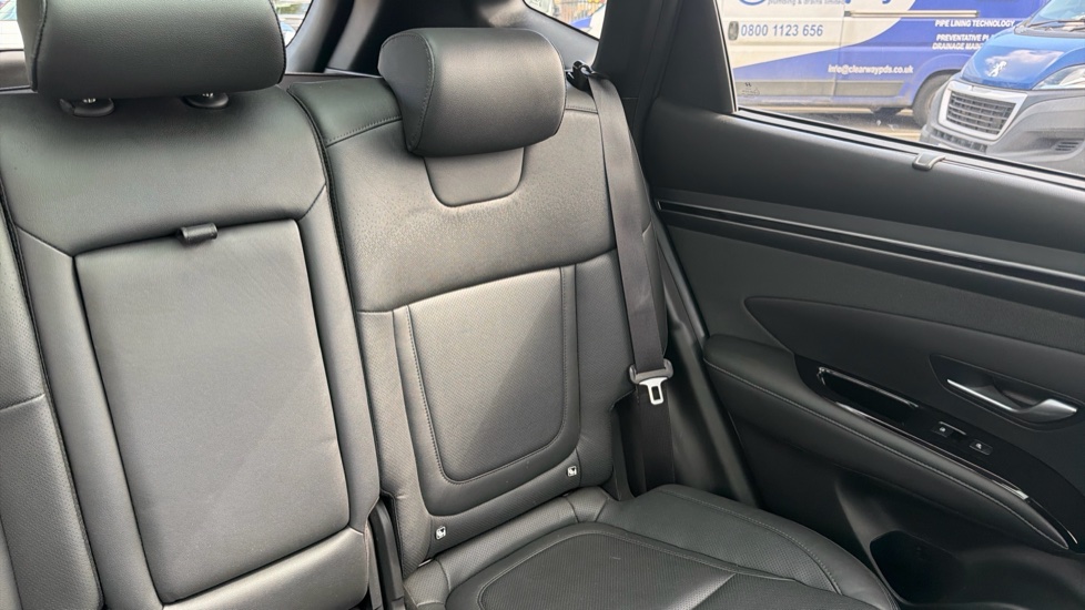 Hyundai TUCSON 1.6 TGDi Hybrid 230 Ultimate 5dr 2WD Auto Hybrid Estate - Image 42