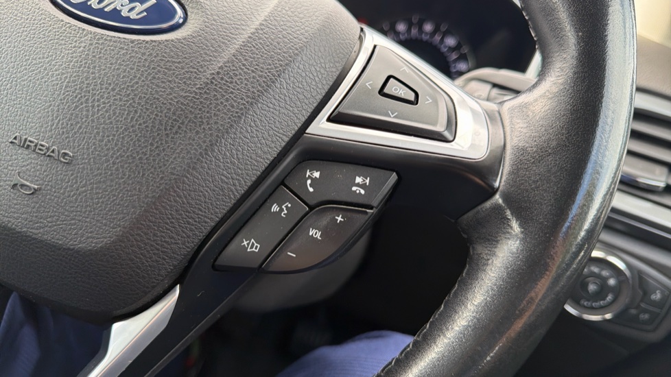 Ford Mondeo 2.0 EcoBlue Titanium Edition 5dr Diesel Hatchback - Image 23