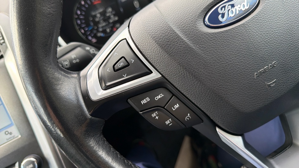 Ford Mondeo 2.0 EcoBlue Titanium Edition 5dr Diesel Hatchback - Image 24