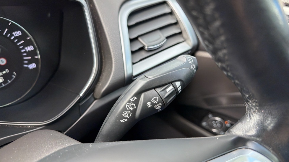 Ford Mondeo 2.0 EcoBlue Titanium Edition 5dr Diesel Hatchback - Image 26