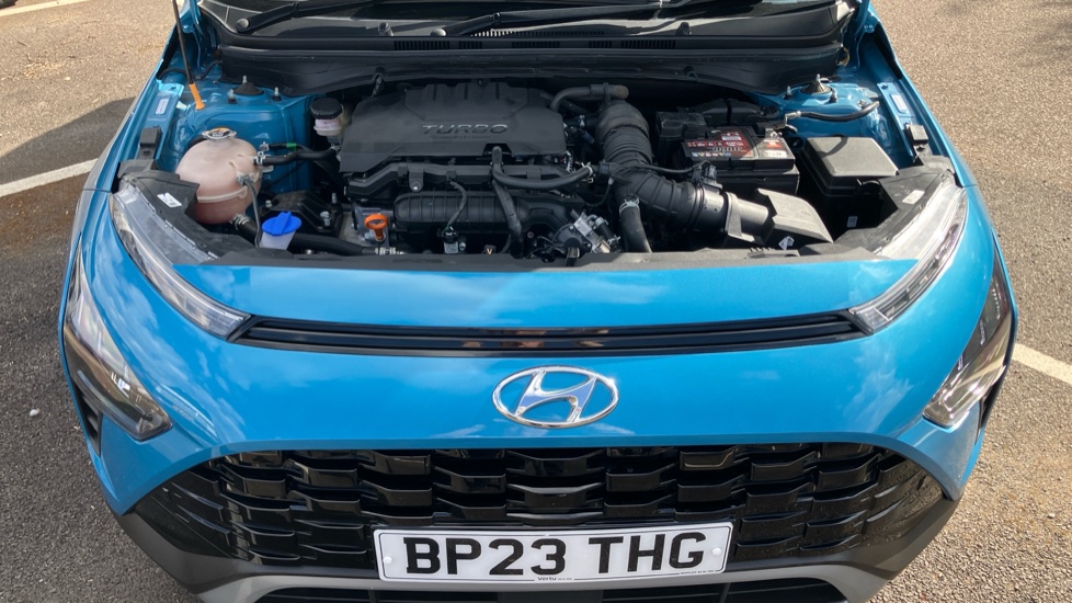 Hyundai BAYON 1.0 TGDi 48V MHEV Ultimate 5dr DCT Petrol Hatchback - Image 8