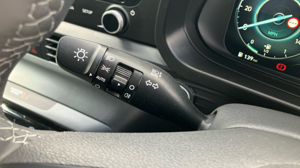 Hyundai BAYON 1.0 TGDi 48V MHEV Ultimate 5dr DCT Petrol Hatchback - Image 36