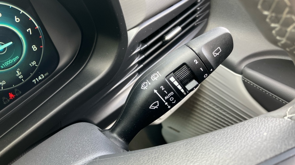 Hyundai BAYON 1.0 TGDi 48V MHEV Ultimate 5dr DCT Petrol Hatchback - Image 37