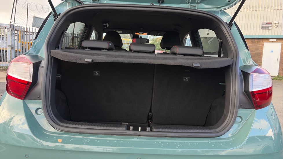 Hyundai i10 1.0T [90] N Line 5dr [Nav] Petrol Hatchback - Image 4
