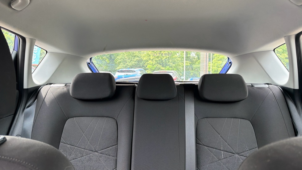 Hyundai BAYON 1.0 TGDi 48V MHEV SE Connect 5dr Petrol Hatchback - Image 15